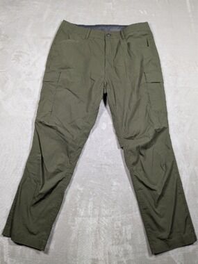 Eddie Bauer Mens 34x30 Green Stretch Ranger Cargo Pants Water Repellent Hiking